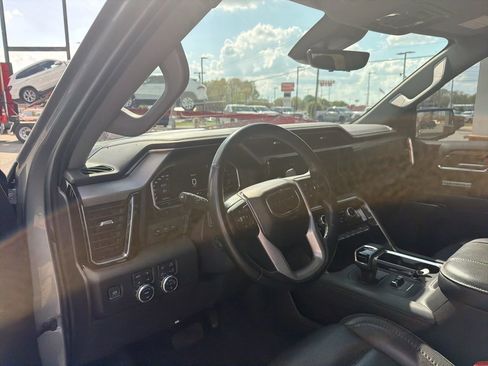 Used 2023 GMC Sierra 1500 Denali w/ Denali Reserve Package image 3