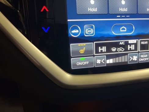 Certified 2025 Subaru Ascent Limited w/ Popular Package #1 image 34