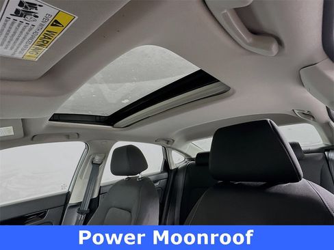 Certified 2022 Honda Civic EX image 3