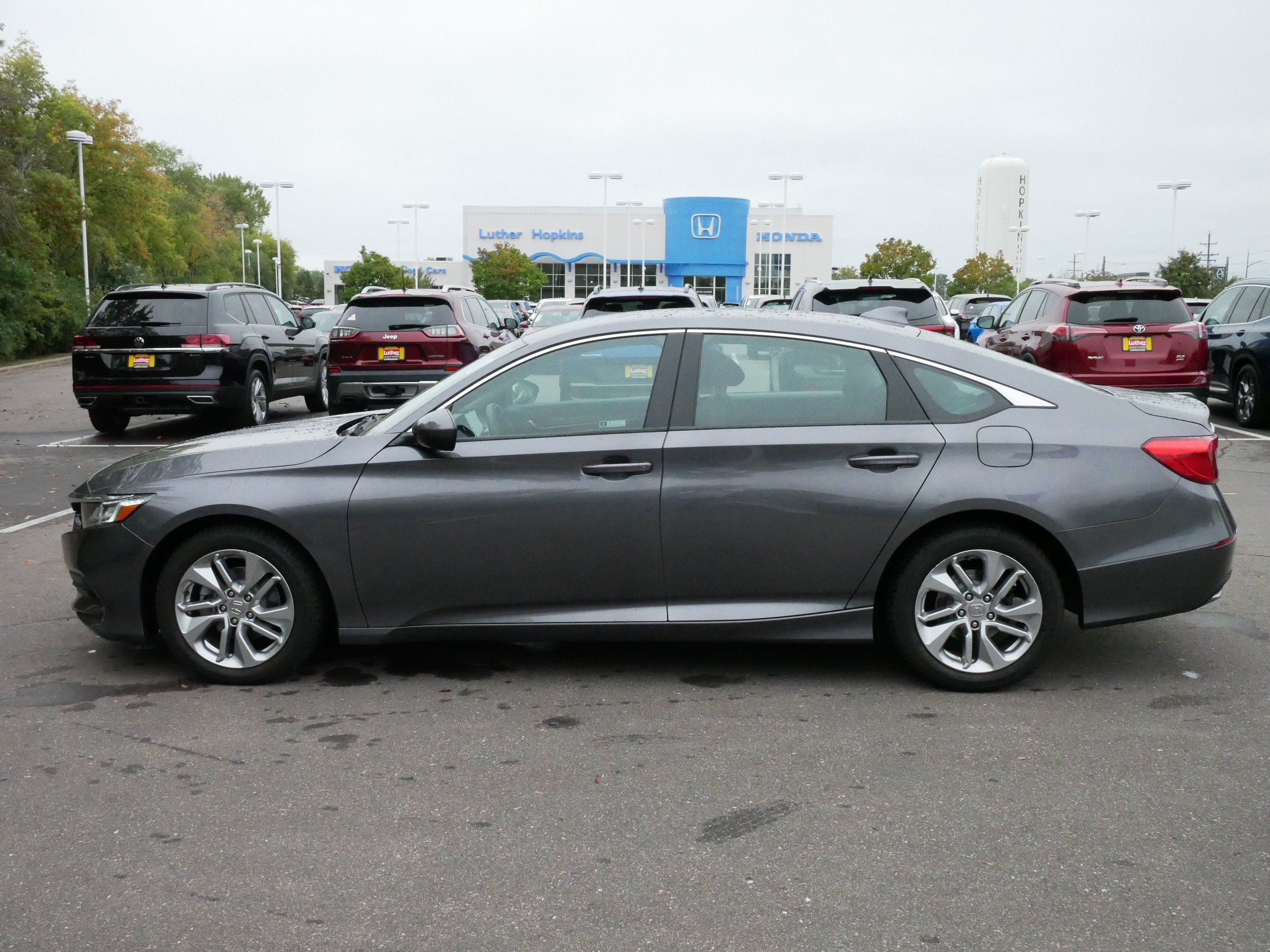 Certified 2018 Honda Accord LX image 4