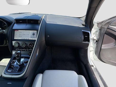 Used 2020 Jaguar F-TYPE R-Dynamic image 20