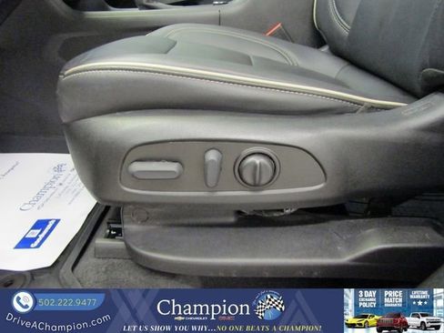 Used 2023 Chevrolet Traverse Premier w/ Redline Edition FWD image 30