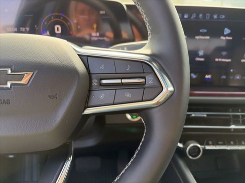 Used 2026 Chevrolet Traverse Z71 w/ Driver Confidence Package image 19