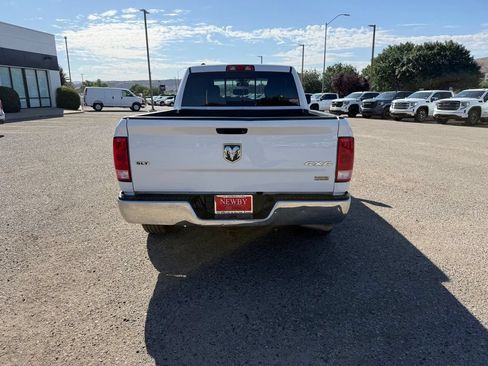 Used 2017 RAM 1500 Classic SLT AWD/4WD image 6