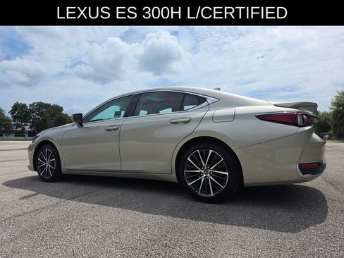 Used 2025 Lexus ES 300h w/ Premium Package FWD image 5