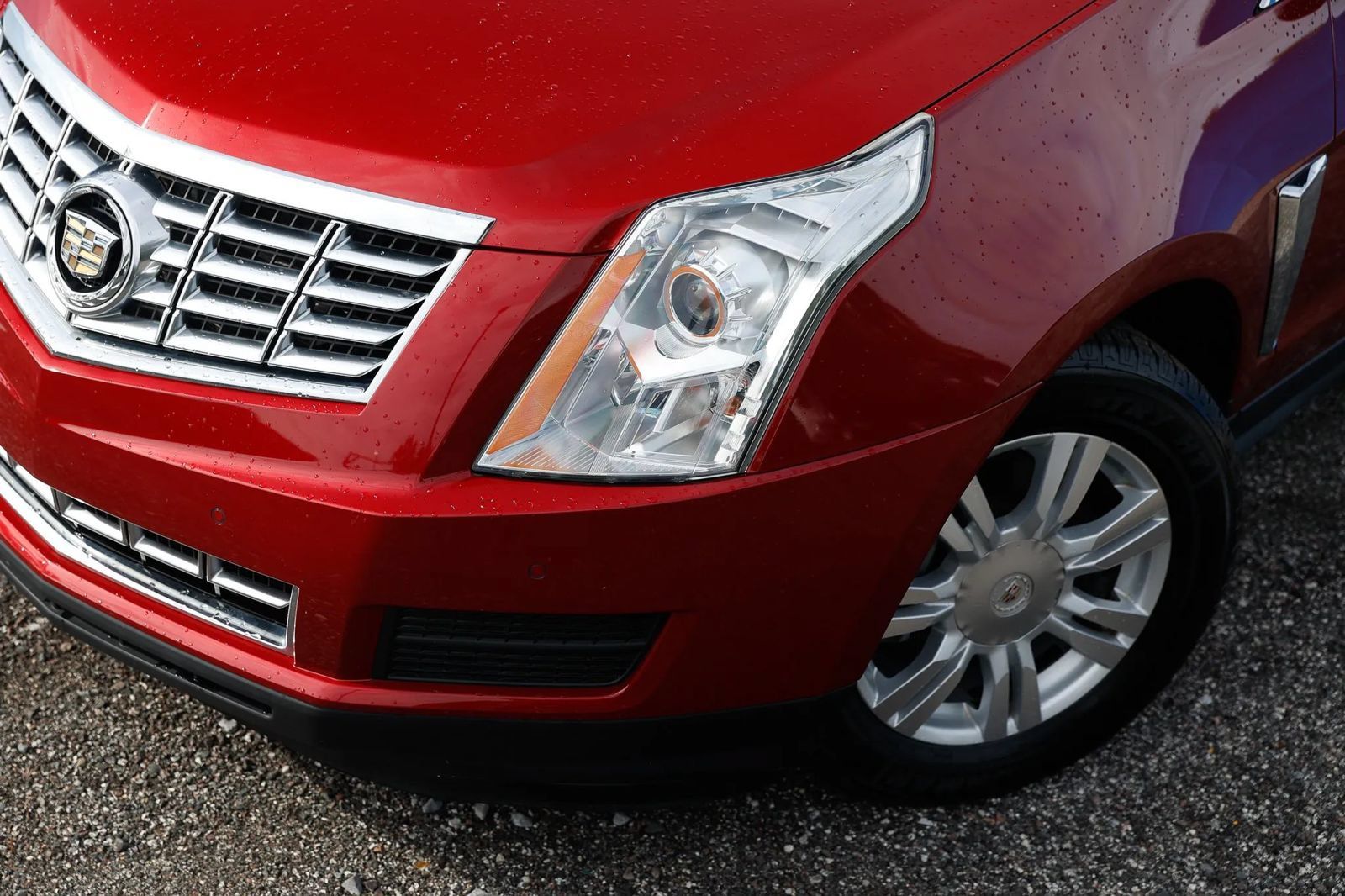 Used 2016 Cadillac SRX Luxury w/ Driver Awareness Package FWD image 27