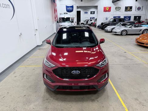 Used 2019 Ford Edge ST w/ Equipment Group 401A AWD/4WD image 2