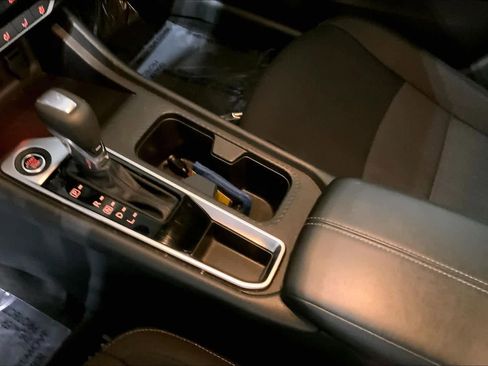 Used 2024 Nissan Sentra SV image 15