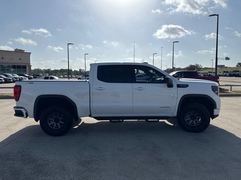 Used 2022 GMC Sierra 1500 Elevation w/ X31 Off-Road Package AWD/4WD image 17