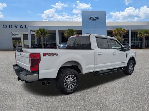 Used 2022 Ford F350 Lariat image 4