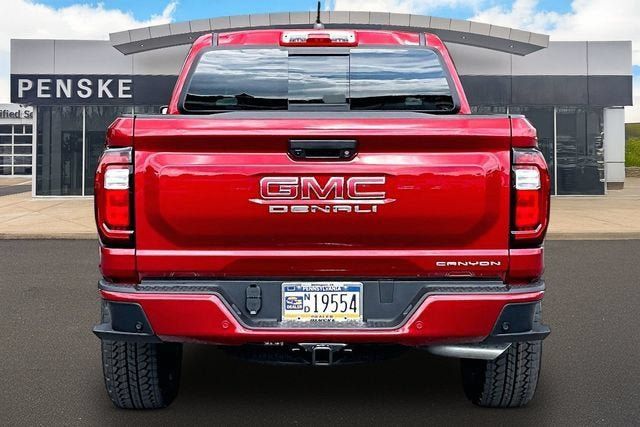 New 2026 GMC Canyon Denali AWD/4WD image 4