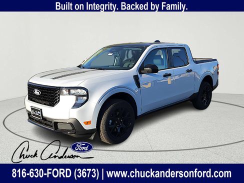 New 2025 Ford Maverick XLT w/ Black Appearance Package image 2