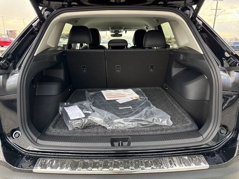 New 2026 Volkswagen Tiguan SE image 27