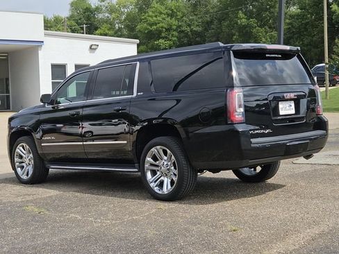Used 2019 GMC Yukon XL SLT w/ Premium Edition RWD image 6
