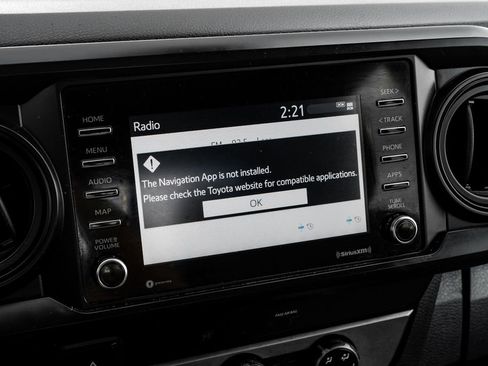 Used 2020 Toyota Tacoma SR w/ SR Convenience Package RWD image 29
