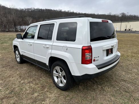Used 2014 Jeep Patriot Latitude image 22