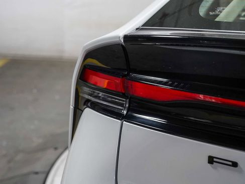 Certified 2026 Toyota Prius FWD image 12