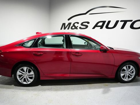 Used 2018 Honda Accord LX image 14