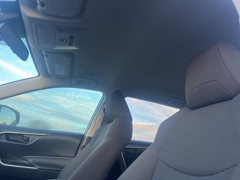 Used 2025 Toyota RAV4 LE image 10