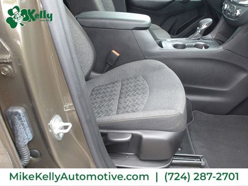 Used 2023 Chevrolet Equinox LT AWD/4WD image 16