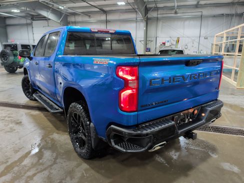 Used 2022 Chevrolet Silverado 1500 LT Trail Boss w/ LT Trail Boss Premium Package image 4