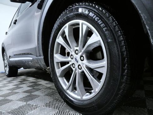 Certified 2023 Ford Explorer XLT w/ Equipment Group 202A image 2