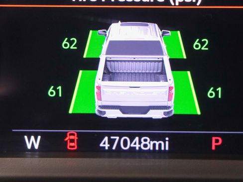 Used 2023 Chevrolet Silverado 2500 High Country w/ Technology Package image 17