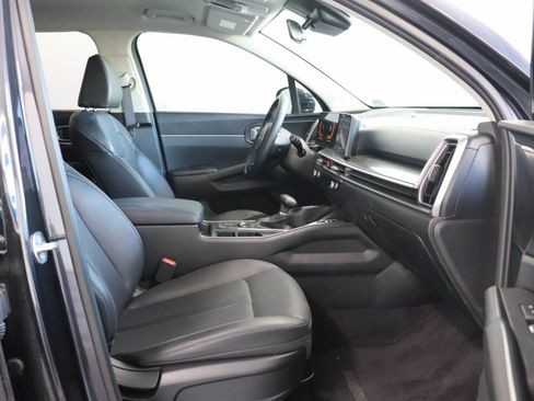 Used 2025 Kia Sorento S FWD image 19