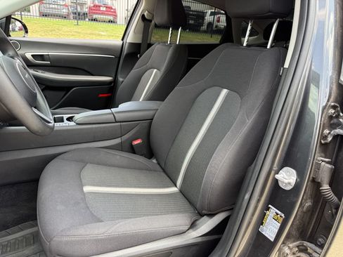 Used 2025 Hyundai Sonata SEL FWD image 25