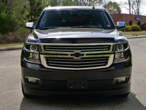 Used 2019 Chevrolet Suburban Premier image 5