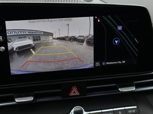 New 2025 Hyundai Elantra Limited image 15