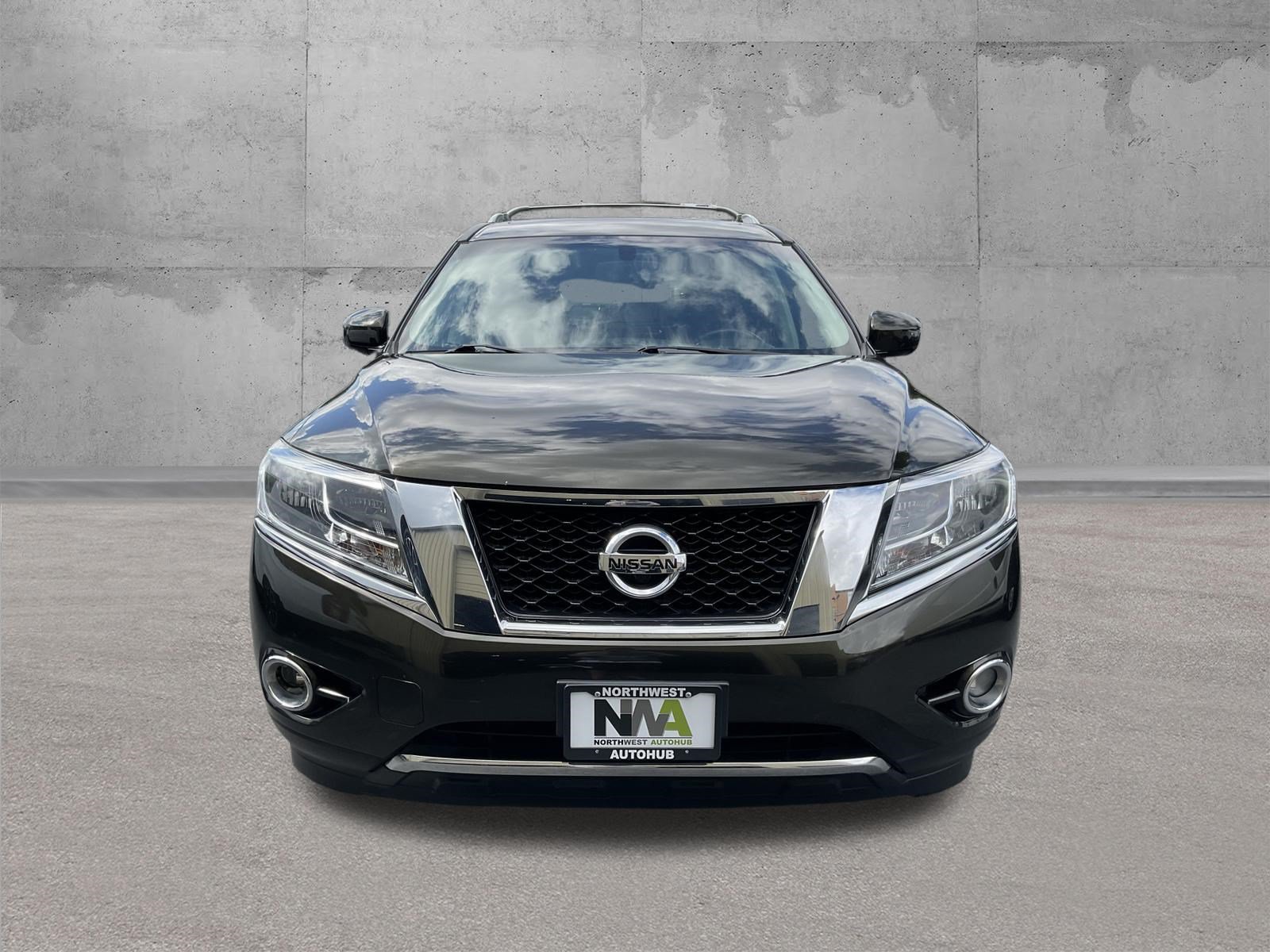 Used 2015 Nissan Pathfinder Platinum FWD image 5