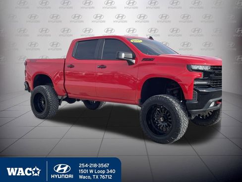 Used 2021 Chevrolet Silverado 1500 LT Trail Boss w/ Convenience Package II image 2