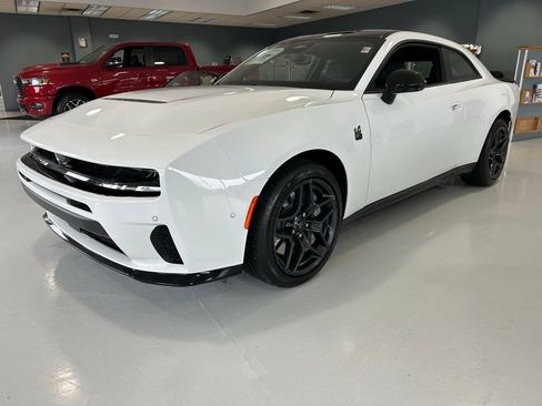 New 2026 Dodge Charger Scat Pack w/ Blacktop Package AWD/4WD image 7