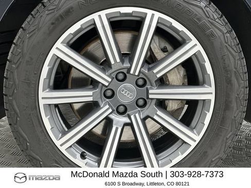 Used 2017 Audi Q7 3.0T Prestige AWD/4WD image 10
