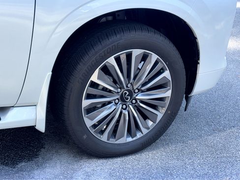 New 2026 INFINITI QX80 Luxe w/ Cargo Package image 23