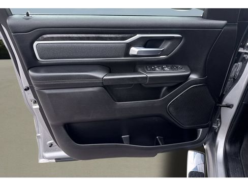 Used 2022 RAM 1500 Big Horn AWD/4WD image 13
