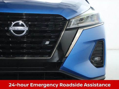Certified 2023 Nissan Kicks SR w/ SR Premium Package FWD image 10