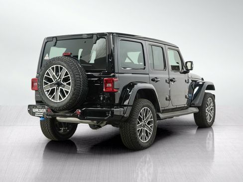 Used 2024 Jeep Wrangler High Altitude AWD/4WD image 5