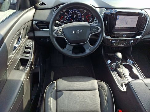 Used 2023 Chevrolet Traverse Premier w/ Redline Edition AWD/4WD image 12