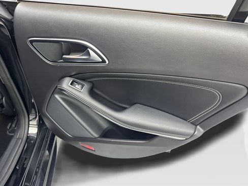 Used 2019 Mercedes-Benz CLA 250 4MATIC image 39