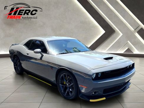 Used 2023 Dodge Challenger R/T w/ Blacktop Package RWD image 2
