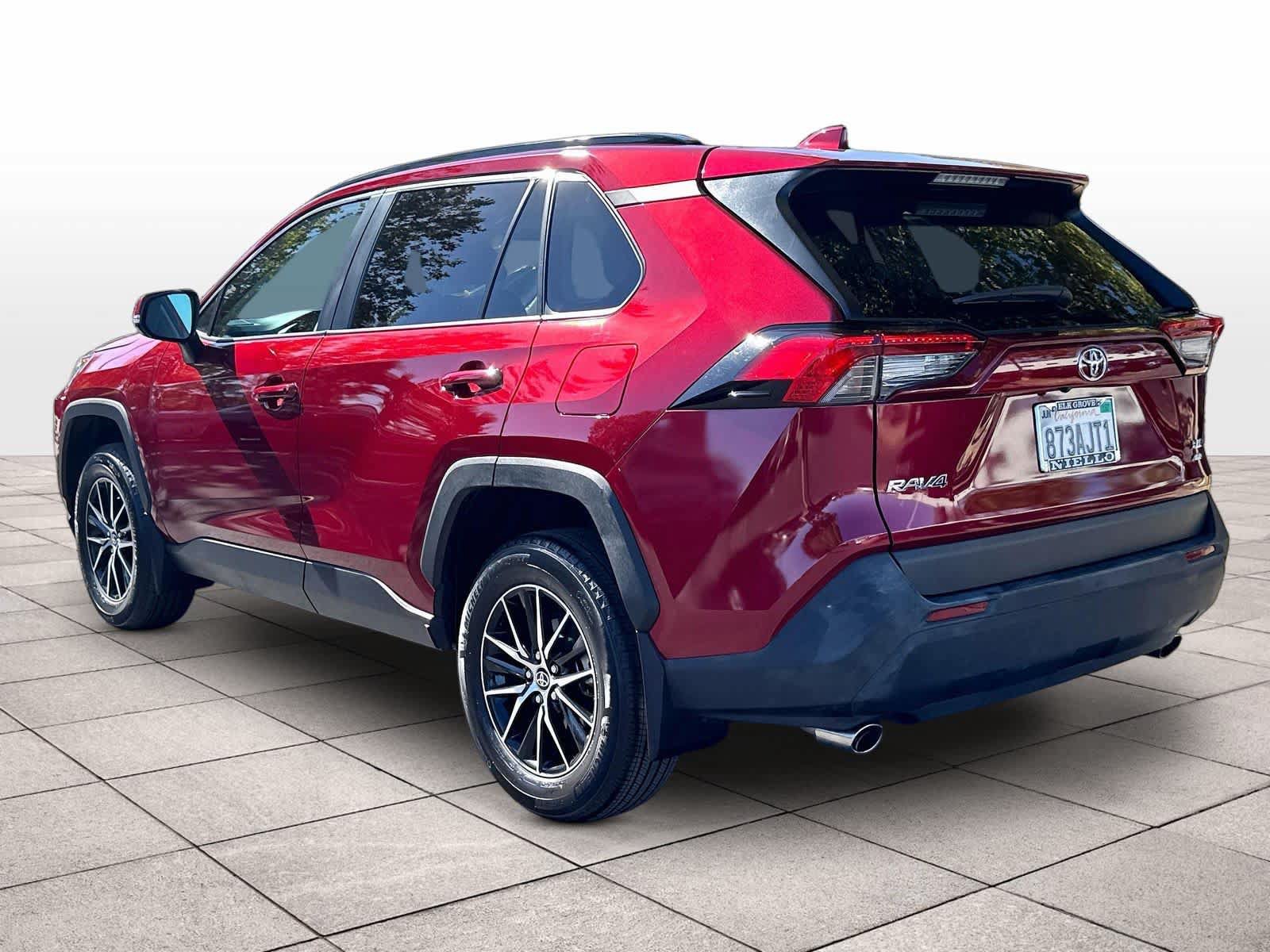 Used 2023 Toyota RAV4 XLE w/ XLE Grade Weather Package AWD/4WD image 6