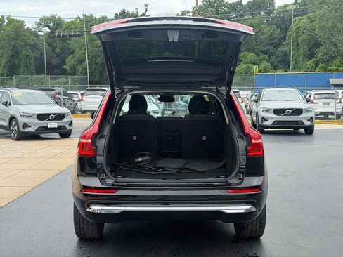 Certified 2023 Volvo XC60 T8 Ultimate AWD/4WD image 5