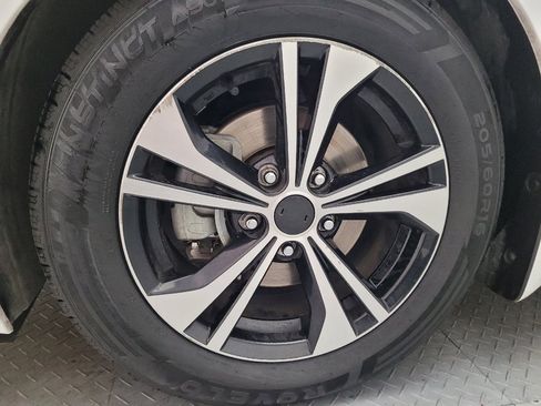 Used 2021 Nissan Sentra SV FWD image 31