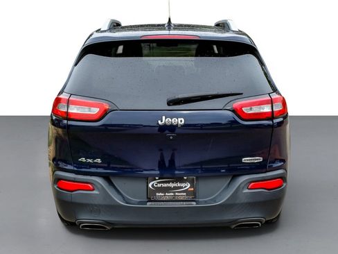 Used 2015 Jeep Cherokee Latitude w/ Cold Weather Group AWD/4WD image 54