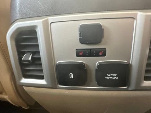 Used 2018 Ford F150 Lariat w/ Equipment Group 502A Luxury AWD/4WD image 23