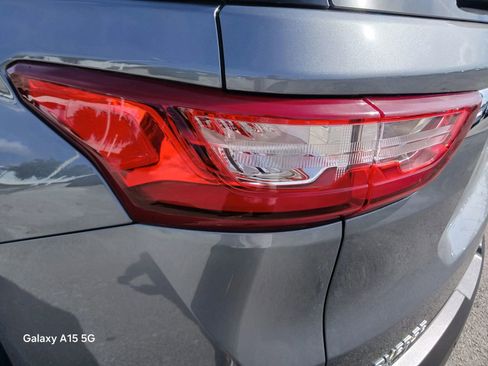 Used 2019 Chevrolet Traverse LT w/ LPO, Floor Liner Package image 14