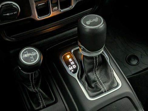 Used 2023 Jeep Wrangler Sahara w/ Cold Weather Group image 31