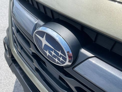 Used 2025 Subaru Outback Premium AWD/4WD image 31